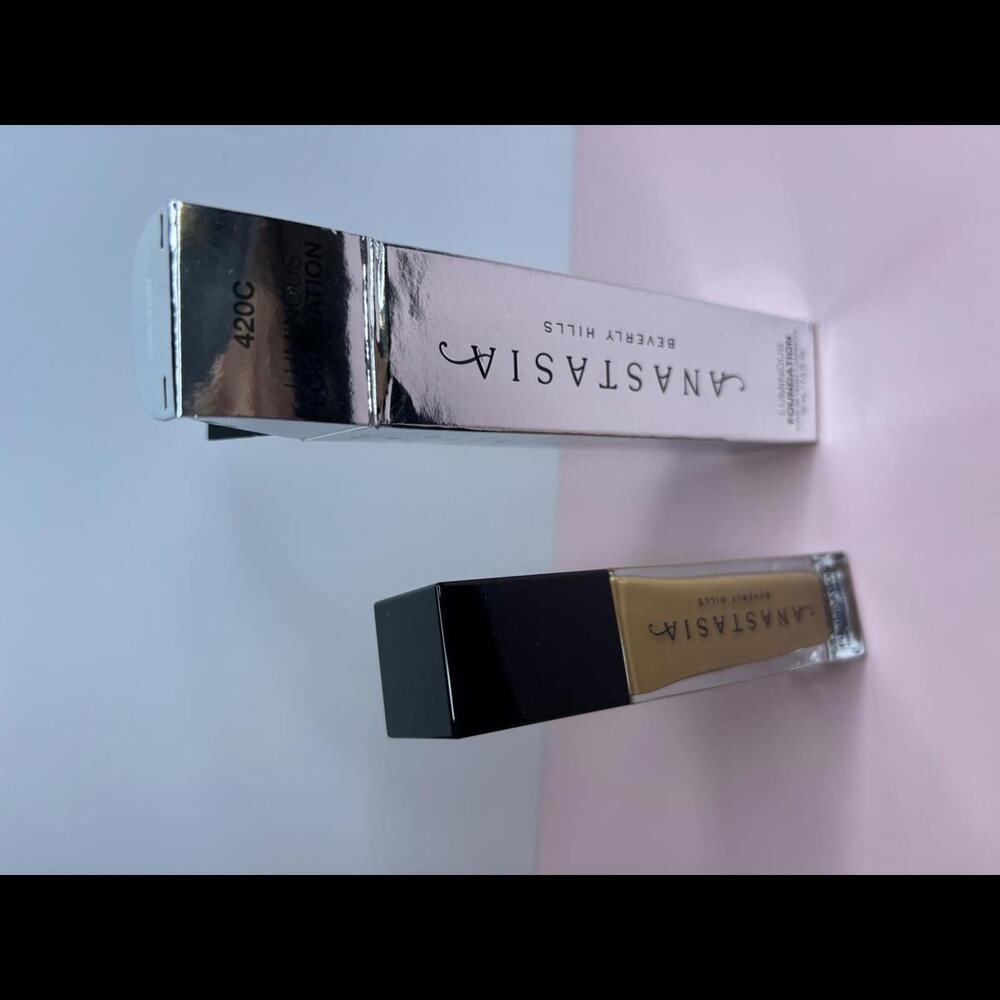 Anastasia Beverly Hills Luminous Foundation - 420C - Picture 3 of 4
